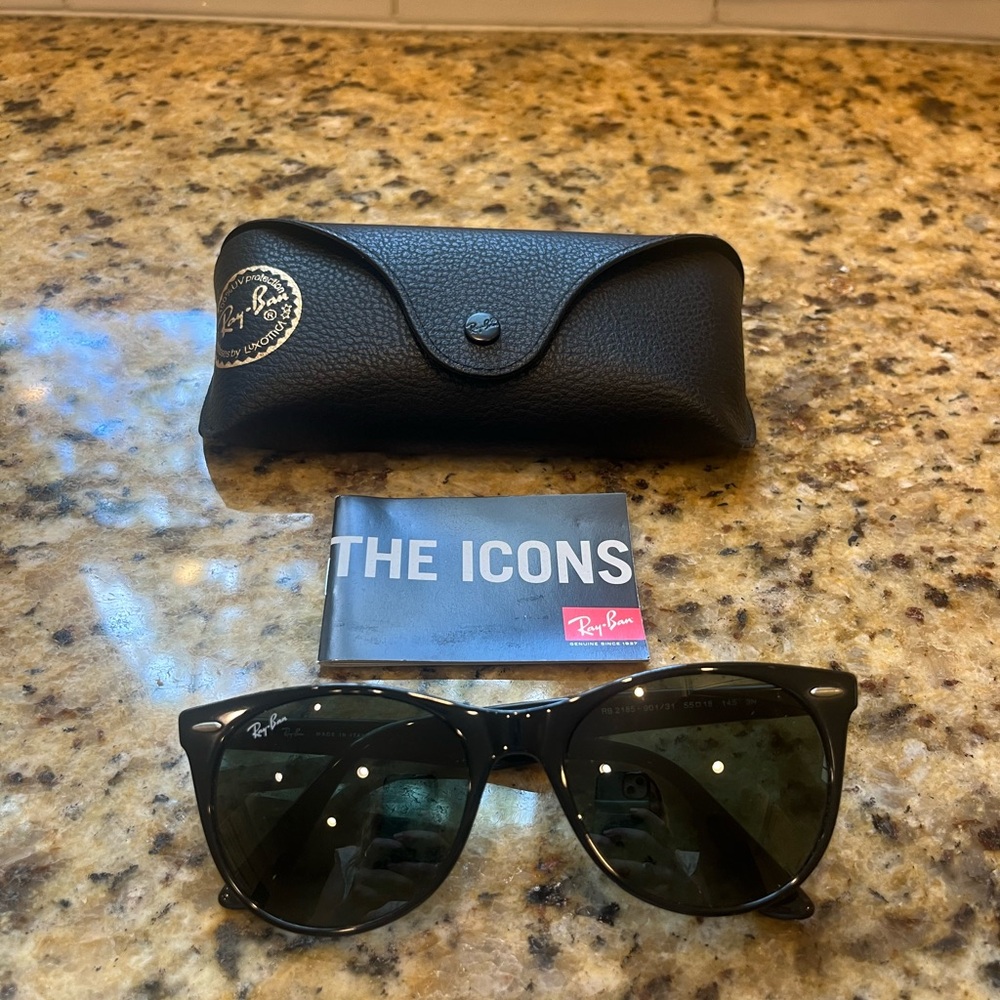 Ray Ban Wayfarer II Classic, Polished black